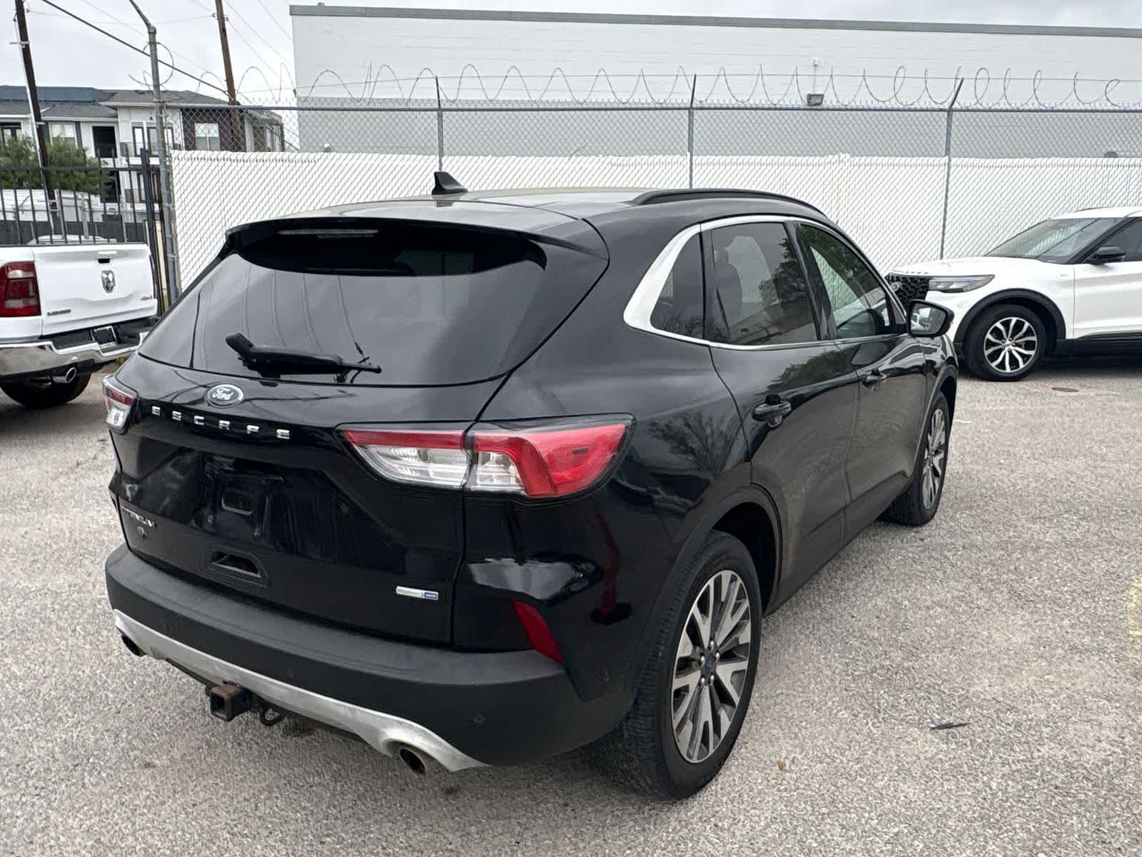 Thumbnail: 2020 Ford Escape - 6