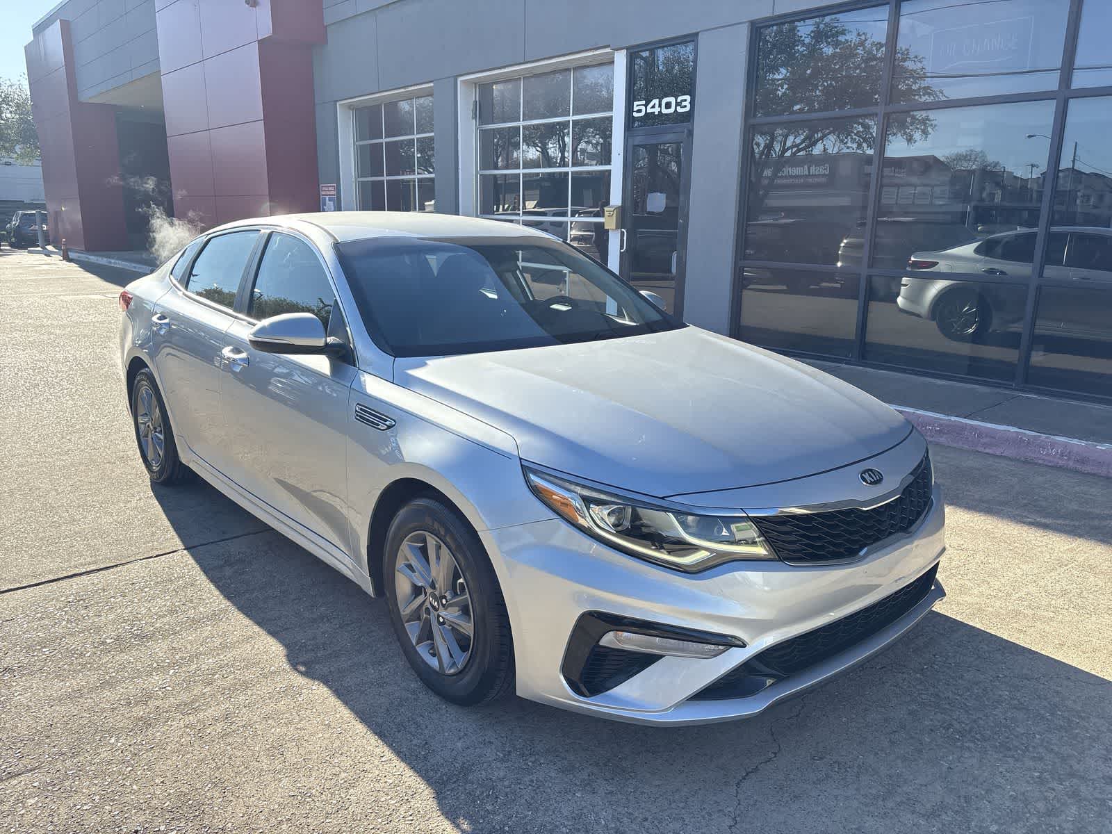 Thumbnail: 2019 Kia Optima - 22