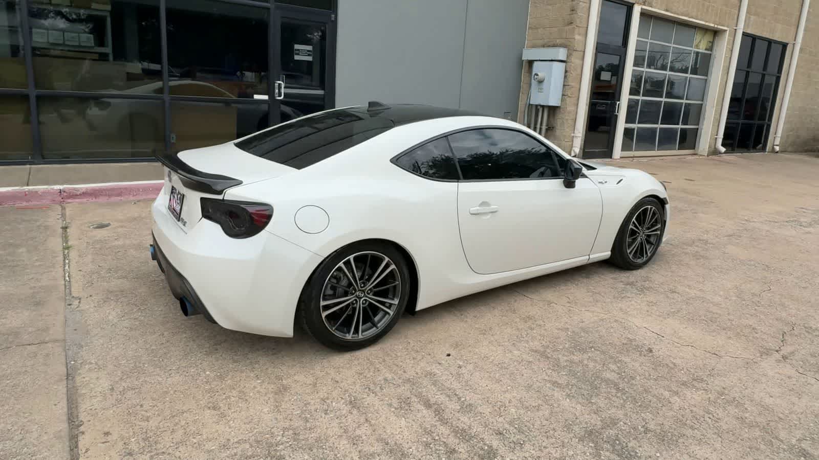 2016 Scion FR-S  8