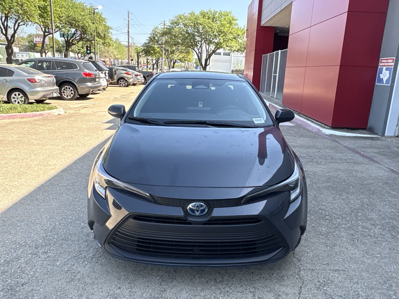 Thumbnail: 2025 Toyota Corolla - 8