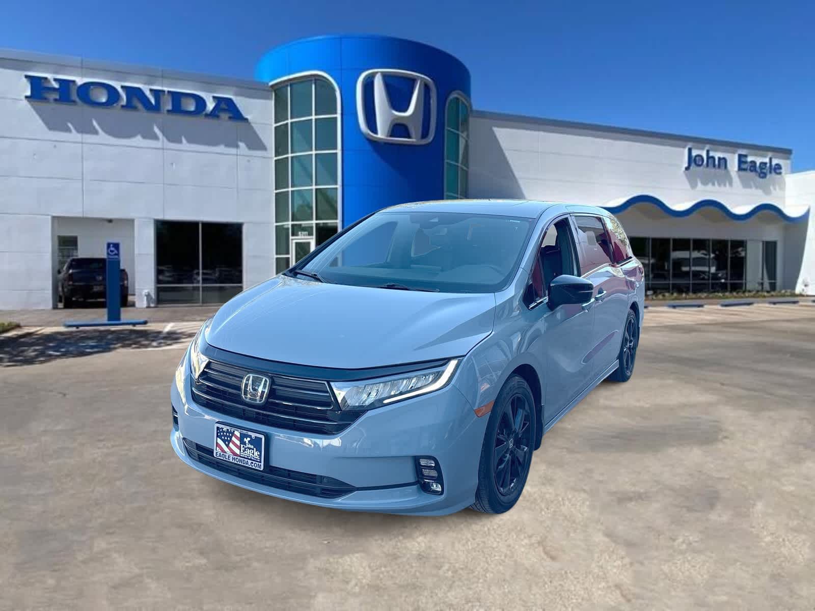2023 Honda Odyssey SPORT's photo