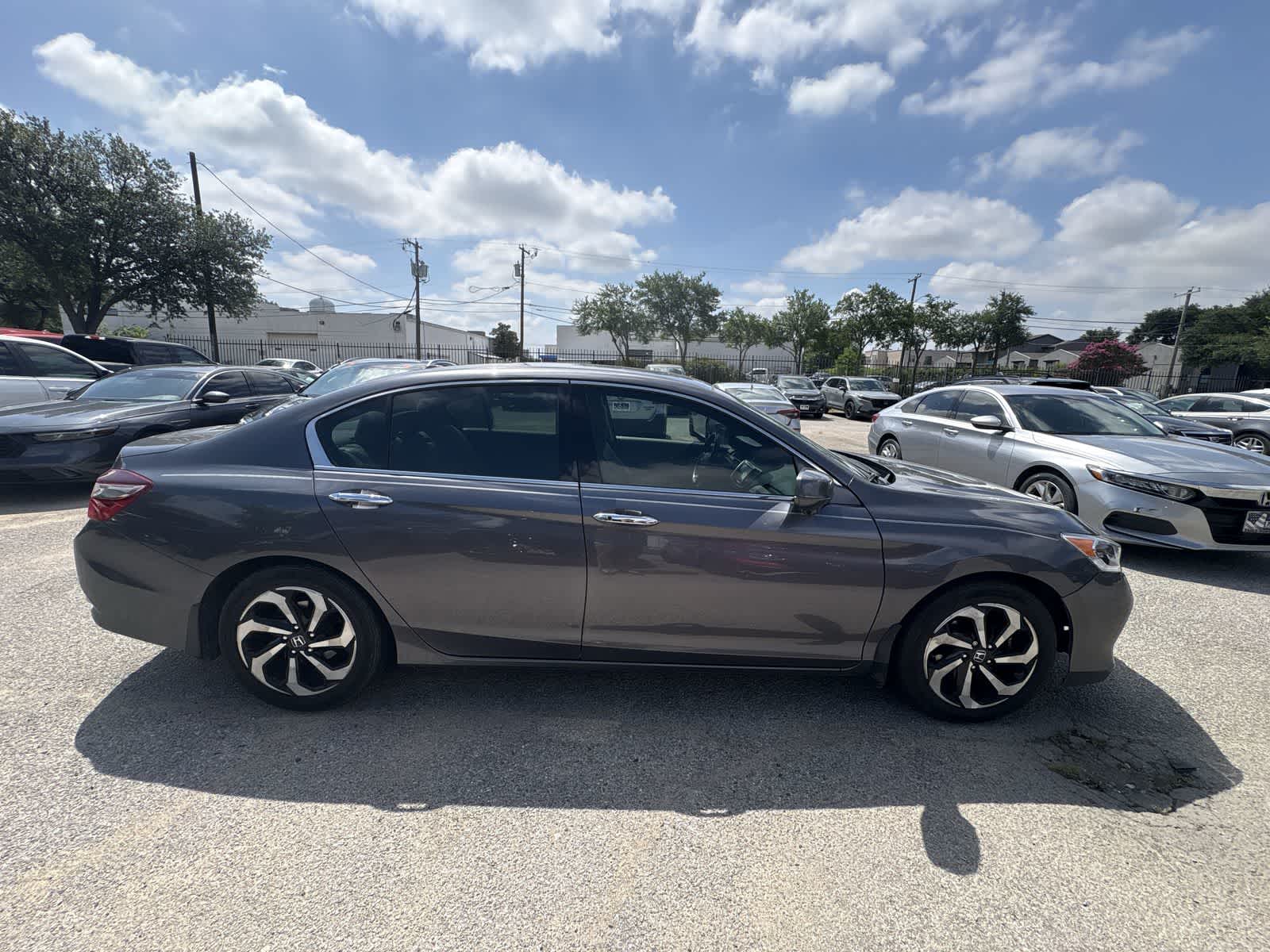 Thumbnail: 2016 Honda Accord - 7
