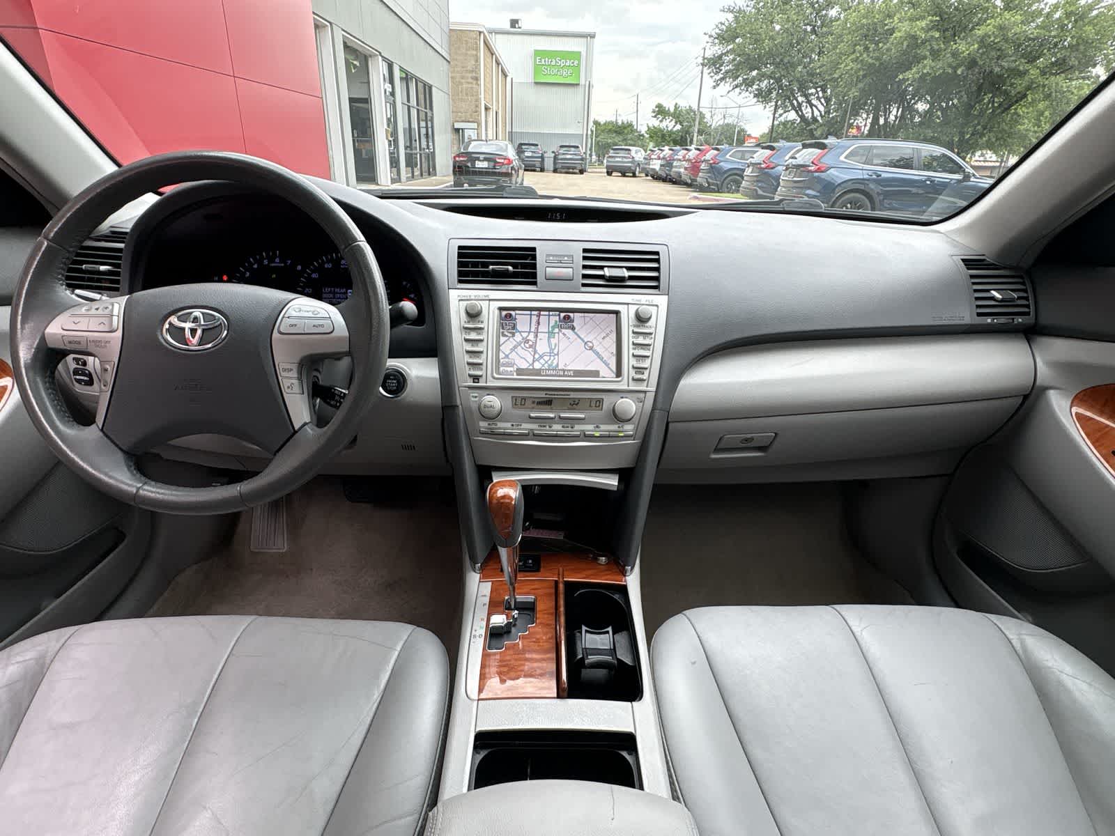 2011 Toyota Camry XLE 9