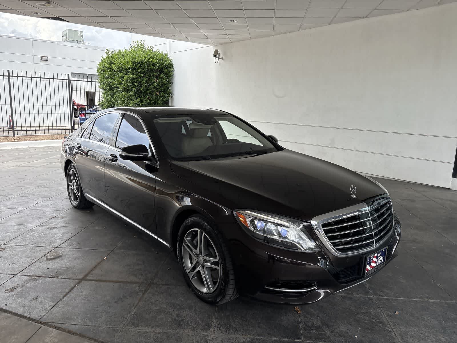 Thumbnail: 2016 Mercedes-Benz S-Class - 31
