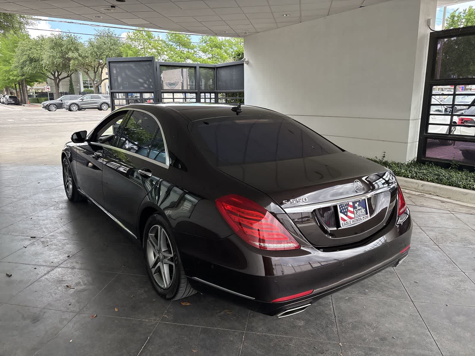 Thumbnail: 2016 Mercedes-Benz S-Class - 12