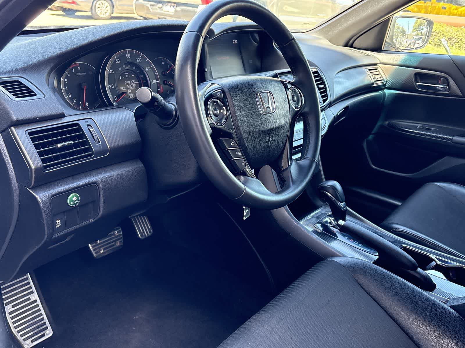 Thumbnail: 2016 Honda Accord - 10