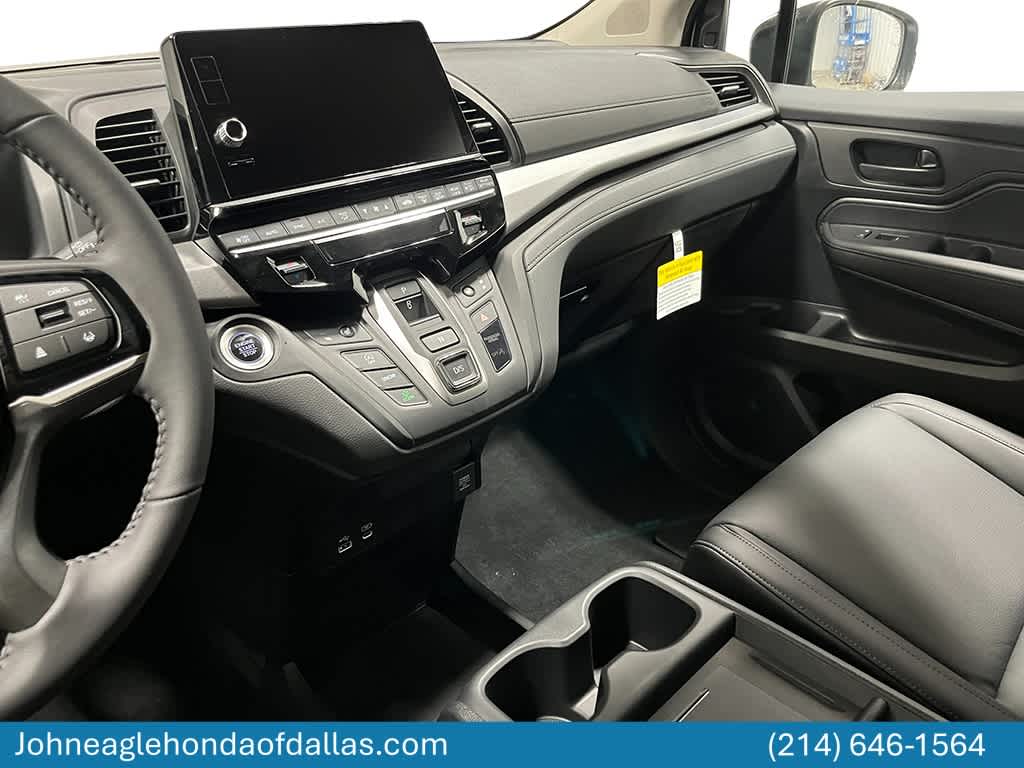 Thumbnail: 2026 Honda Odyssey - 16