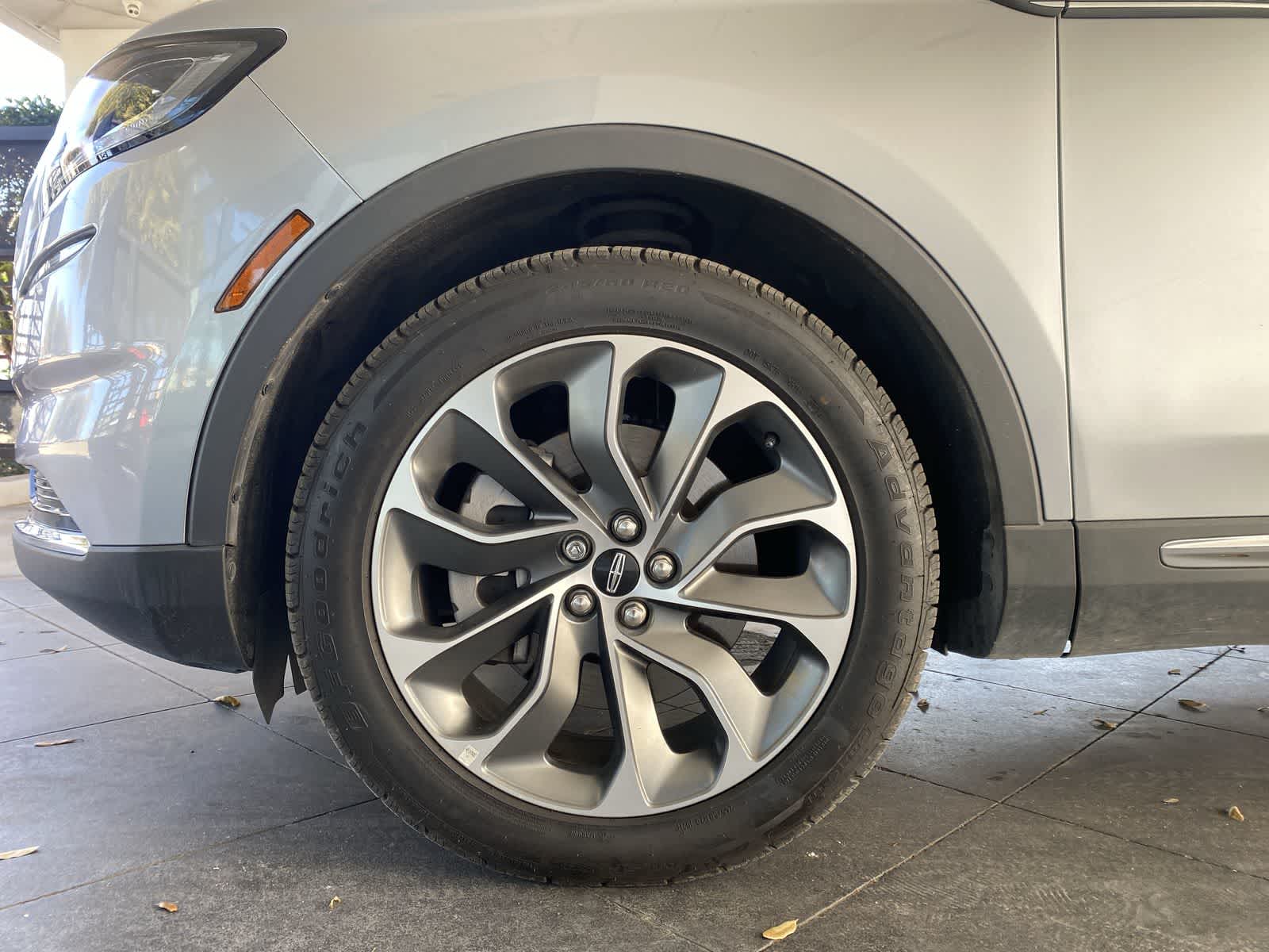 2022 Lincoln Nautilus Reserve 8