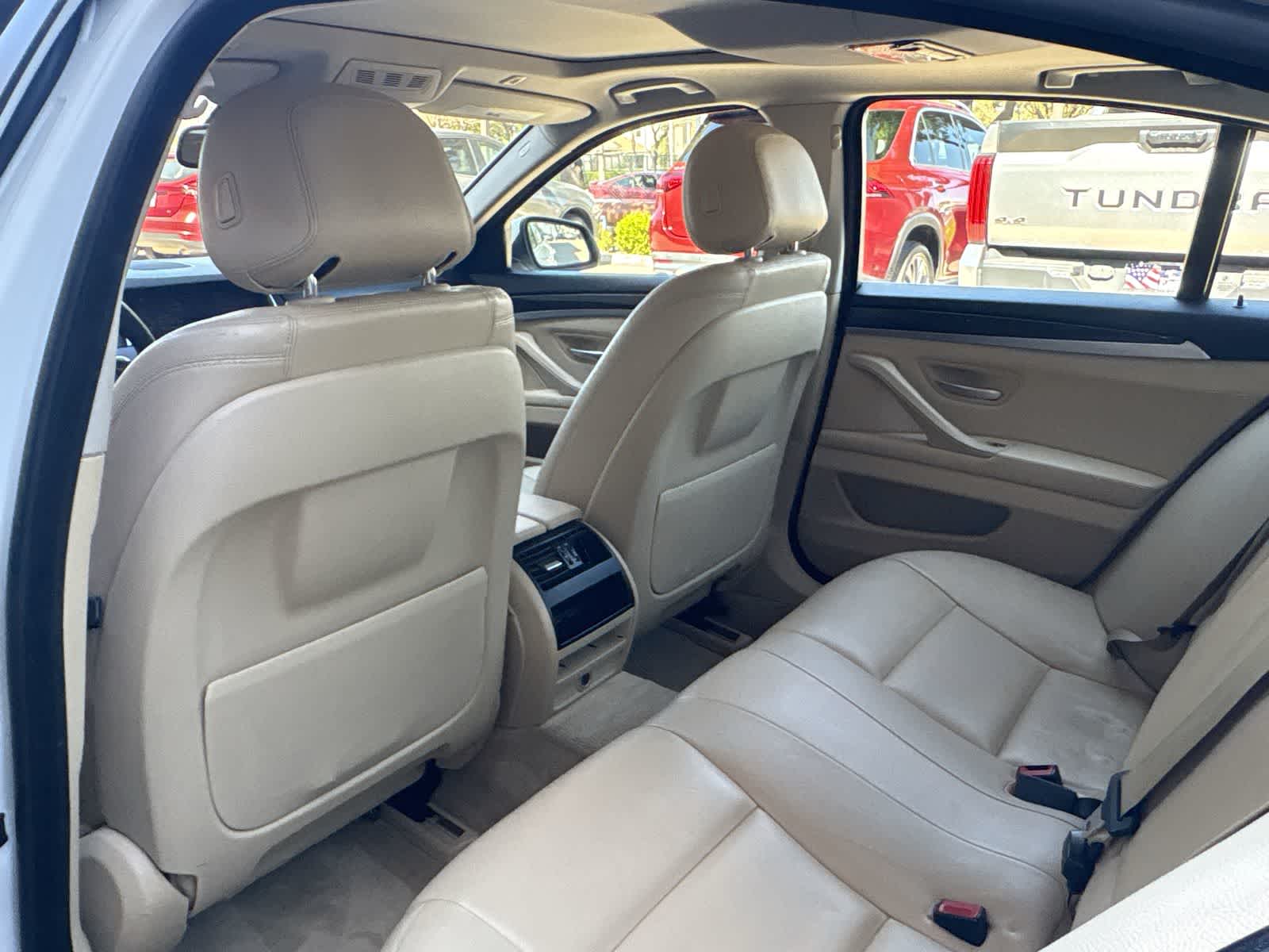 Thumbnail: 2015 BMW 5 Series - 23