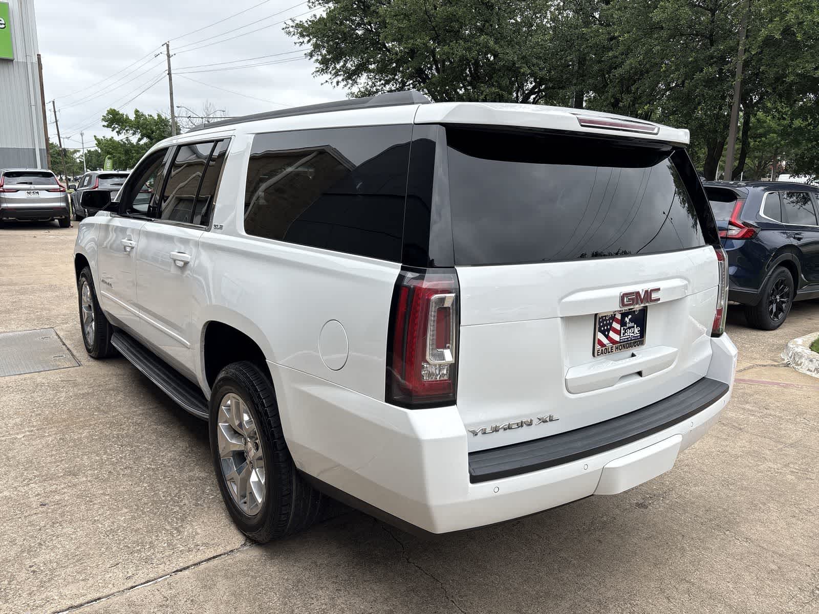 Thumbnail: 2018 GMC Yukon XL - 4