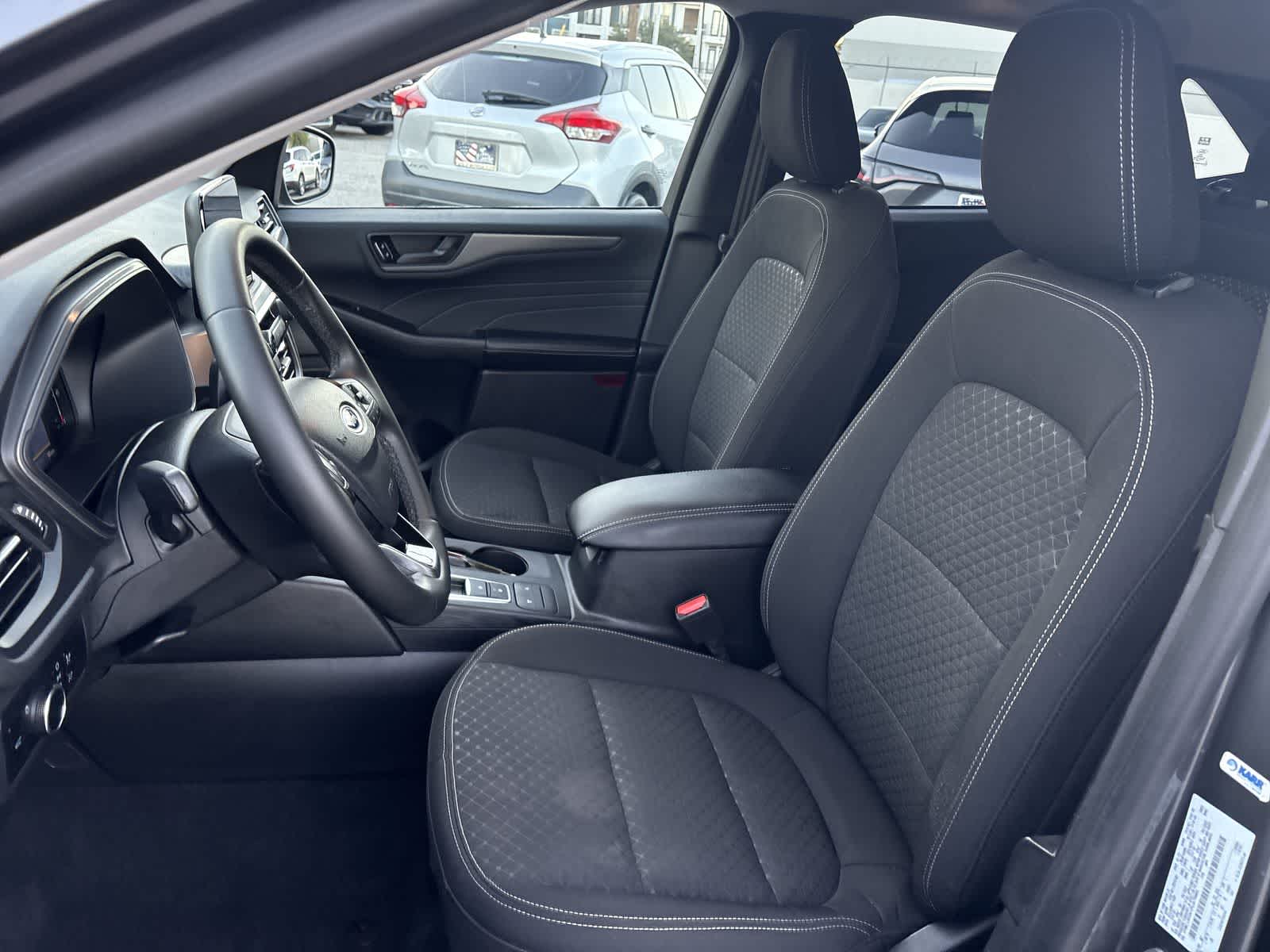 Thumbnail: 2023 Ford Escape - 10