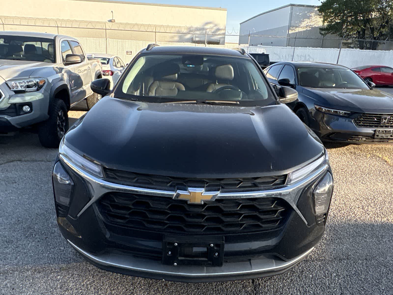 Thumbnail: 2025 Chevrolet Trax - 6