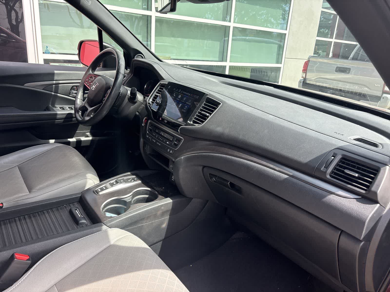 Thumbnail: 2021 Honda Passport - 16