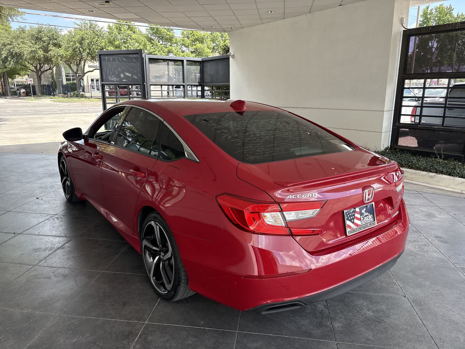2019 Honda Accord Sport photo 3