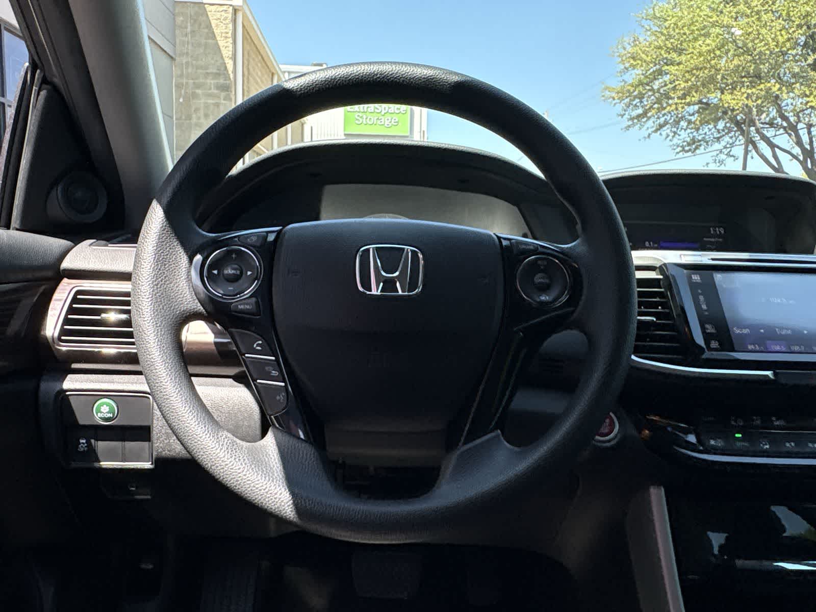 Thumbnail: 2016 Honda Accord - 28