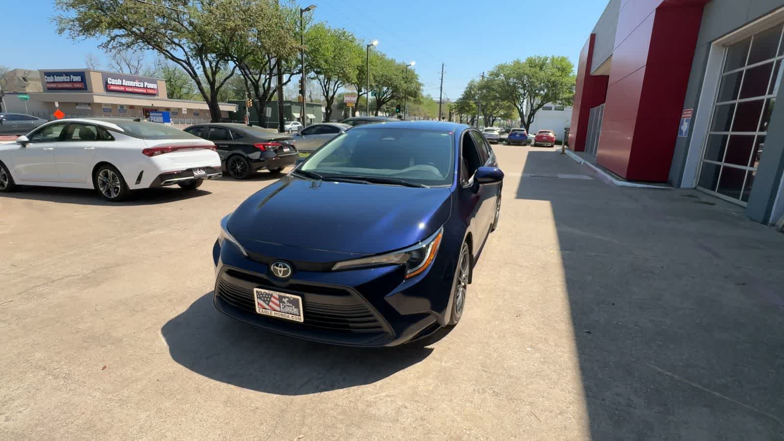 Thumbnail: 2025 Toyota Corolla - 3