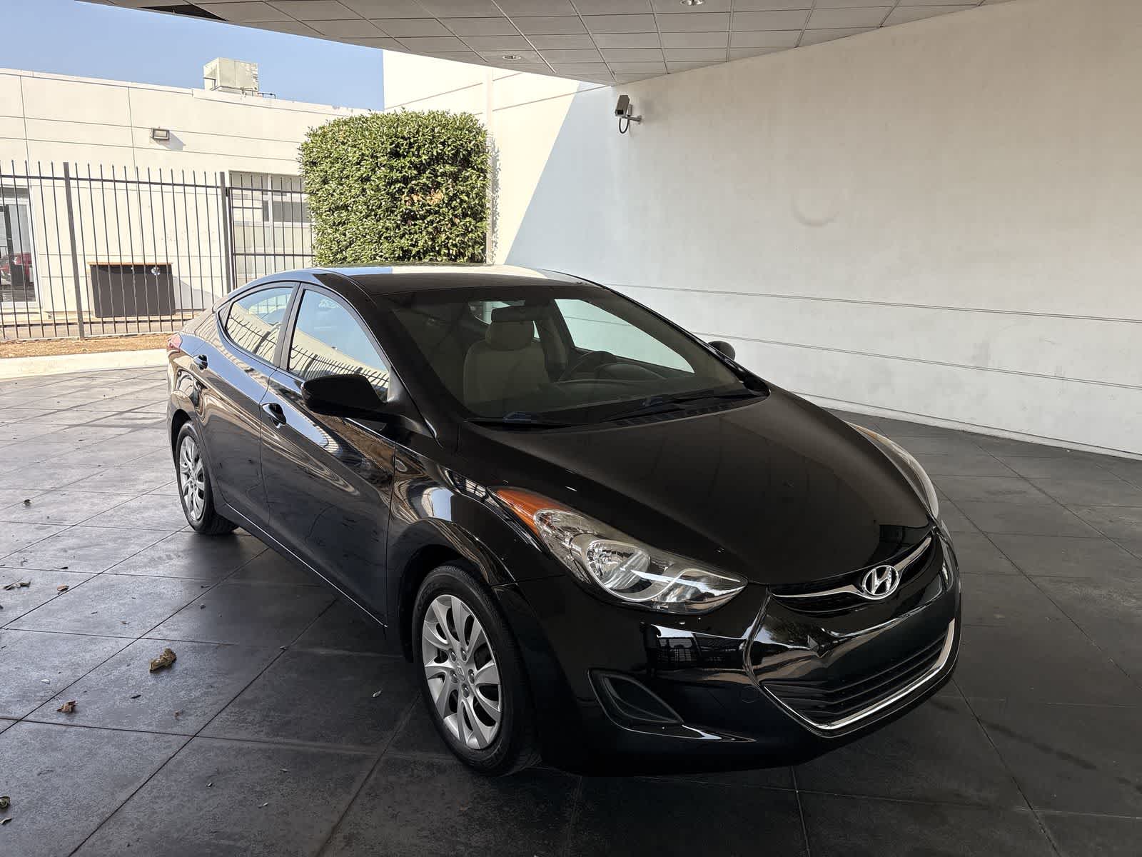 Thumbnail: 2012 Hyundai Elantra - 22