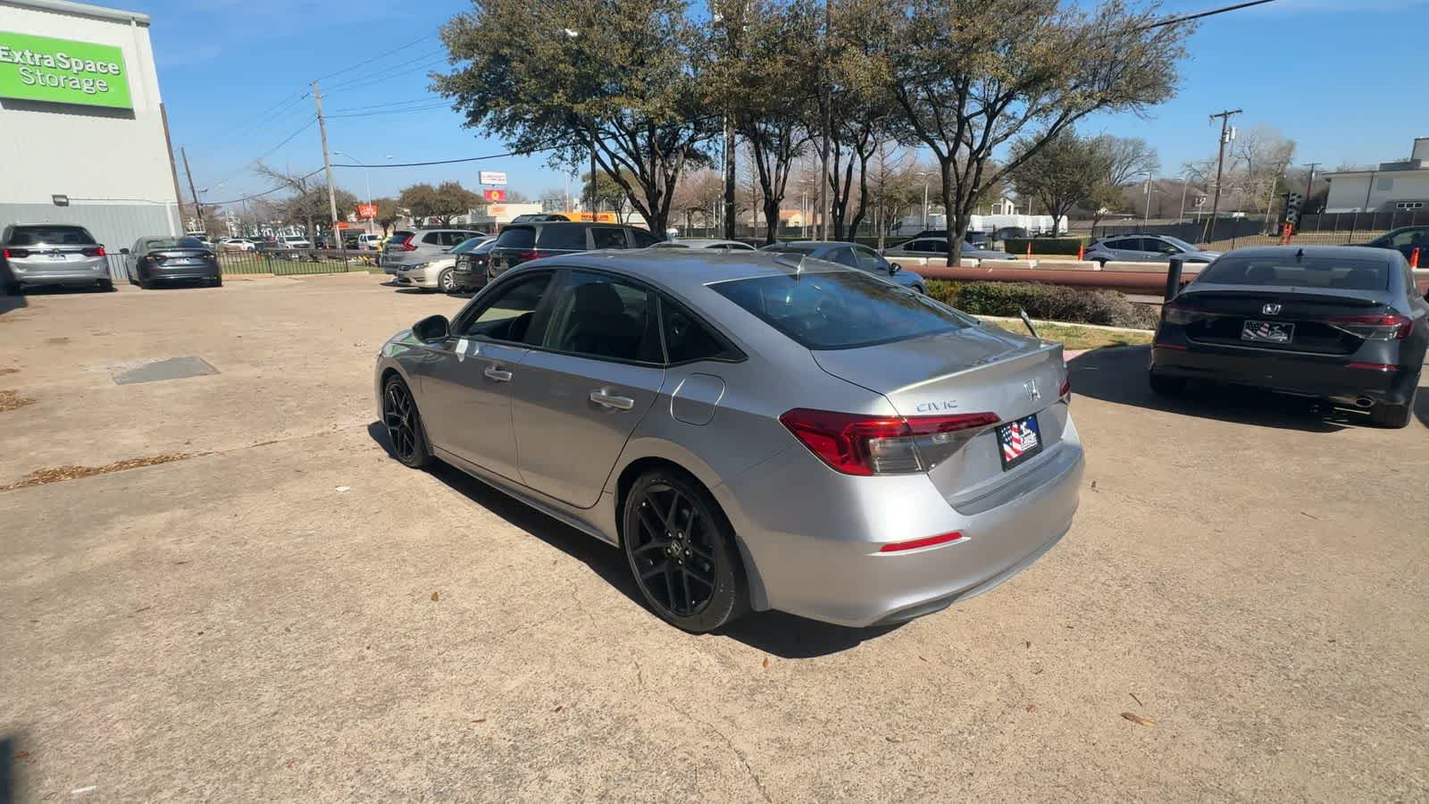 Thumbnail: 2023 Honda Civic - 6