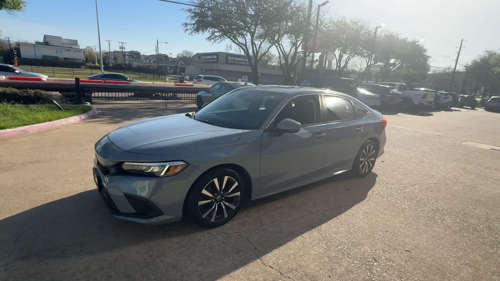 Thumbnail: 2023 Honda Civic - 4