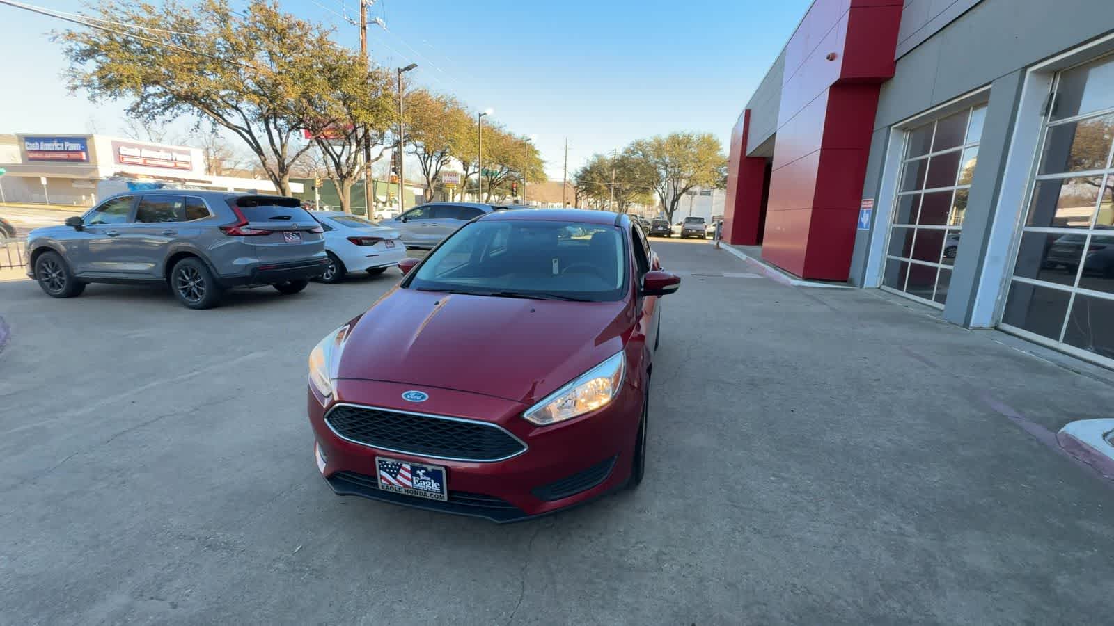 Thumbnail: 2017 Ford Focus - 3