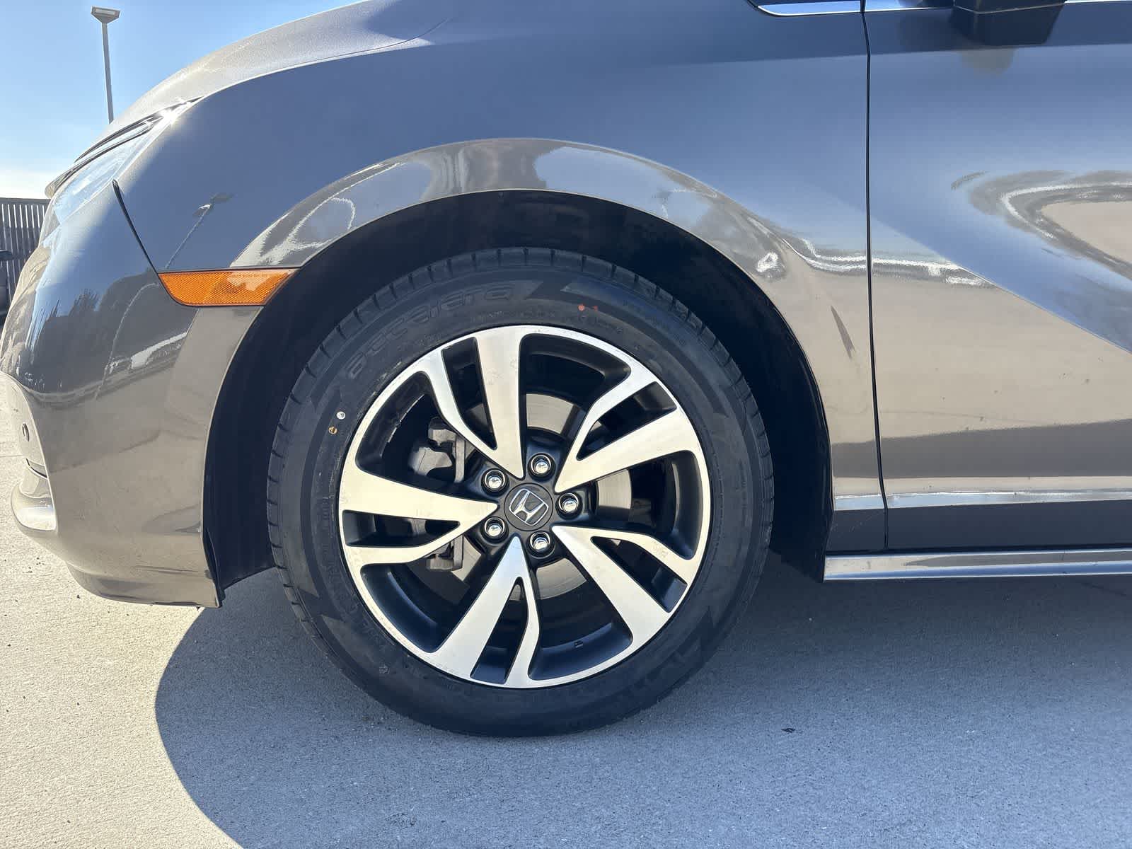 Thumbnail: 2023 Honda Odyssey - 8