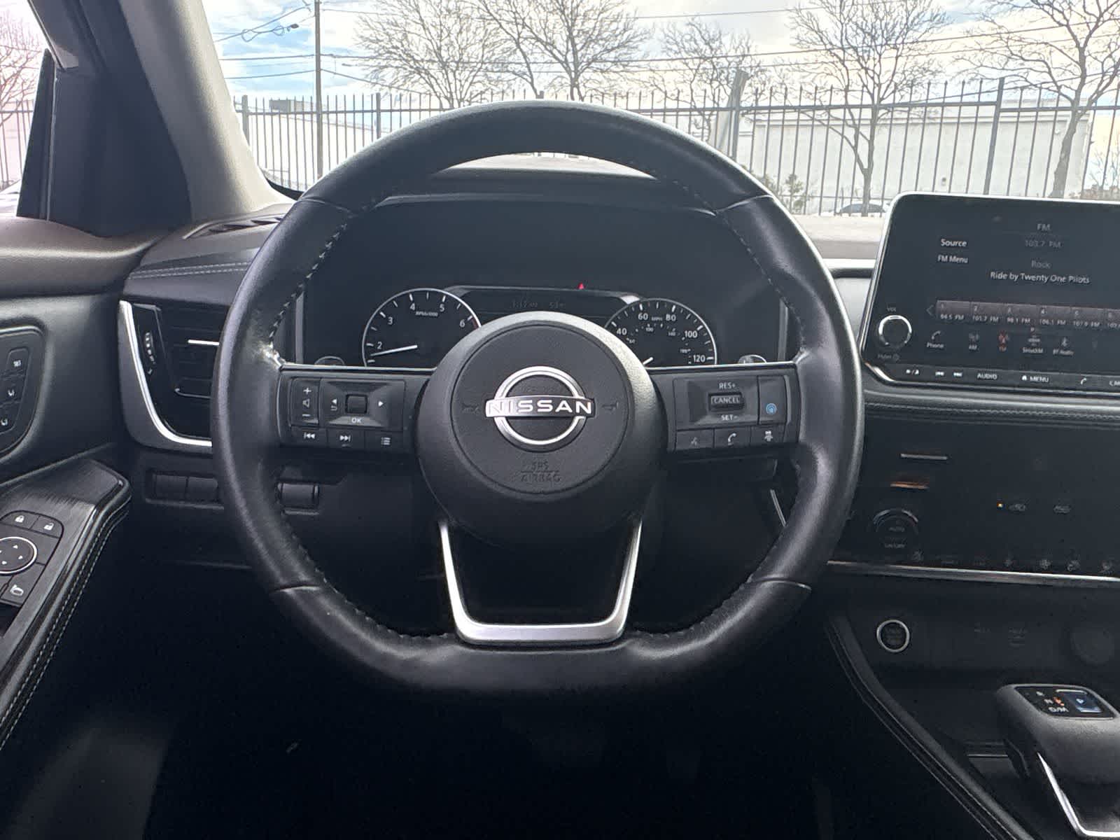 Thumbnail: 2022 Nissan Rogue - 14