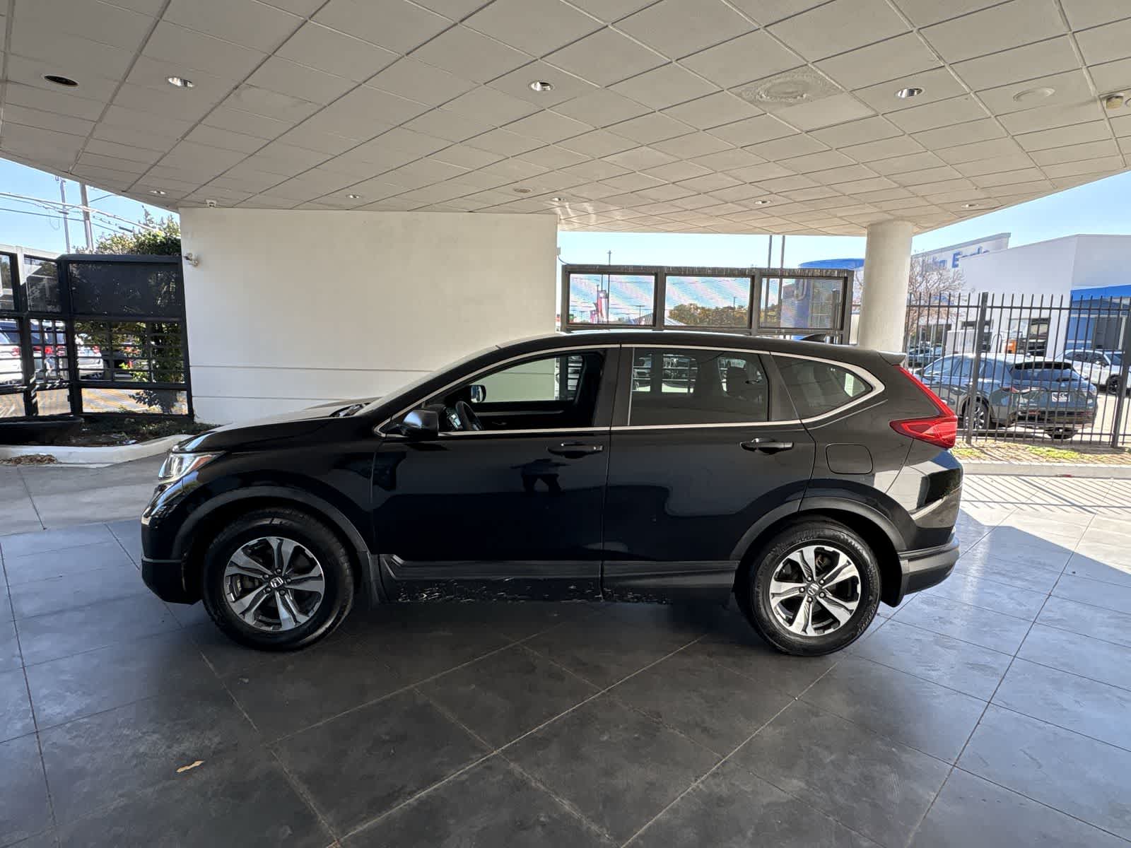 2018 Honda CR-V LX photo 3