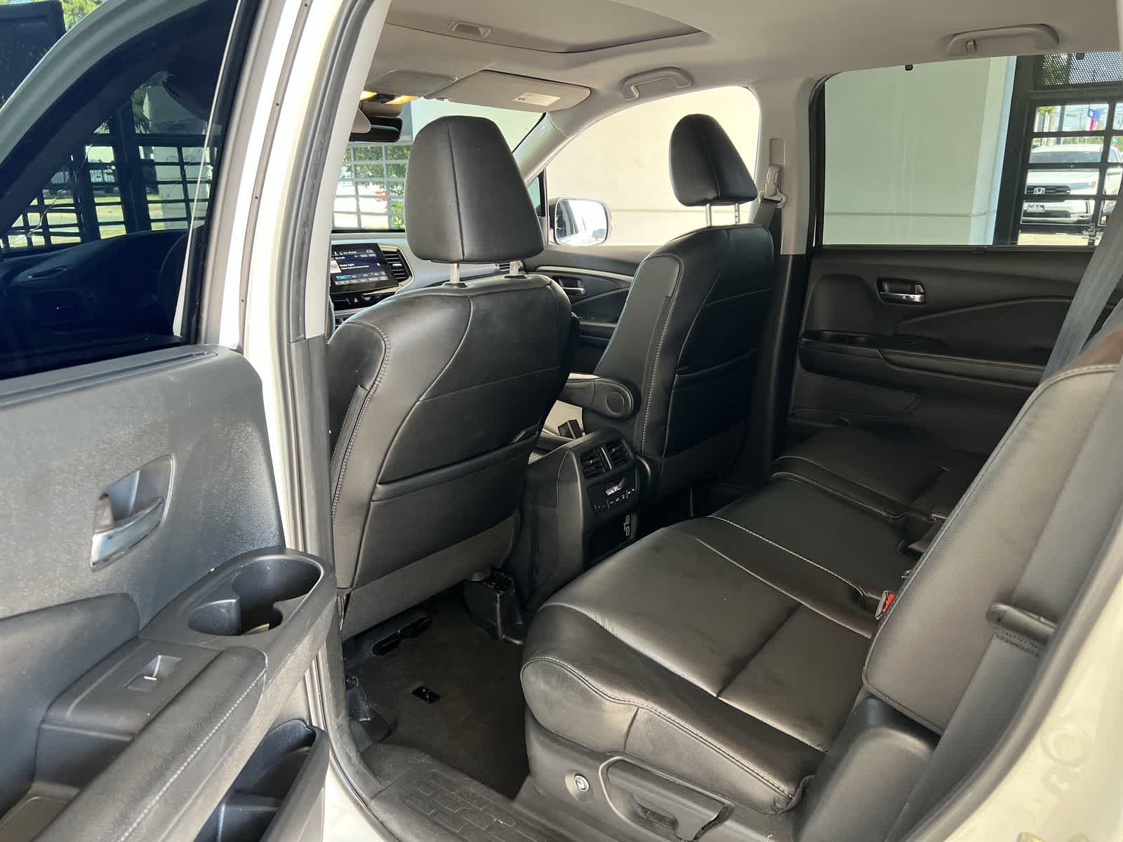 Thumbnail: 2020 Honda Pilot - 11