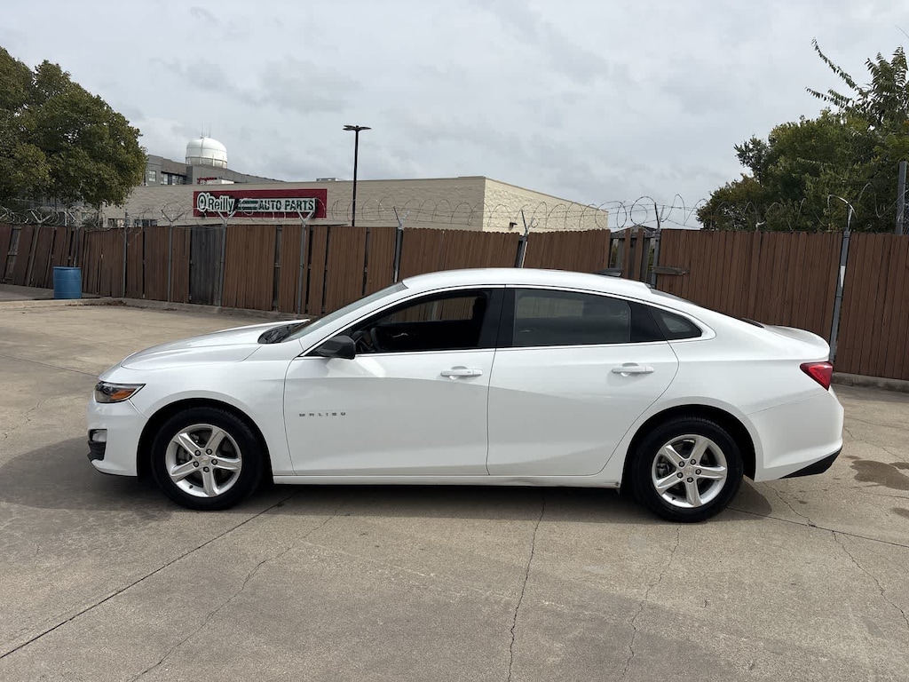 Used 2023 Chevrolet Malibu LS w/1FL Sedan