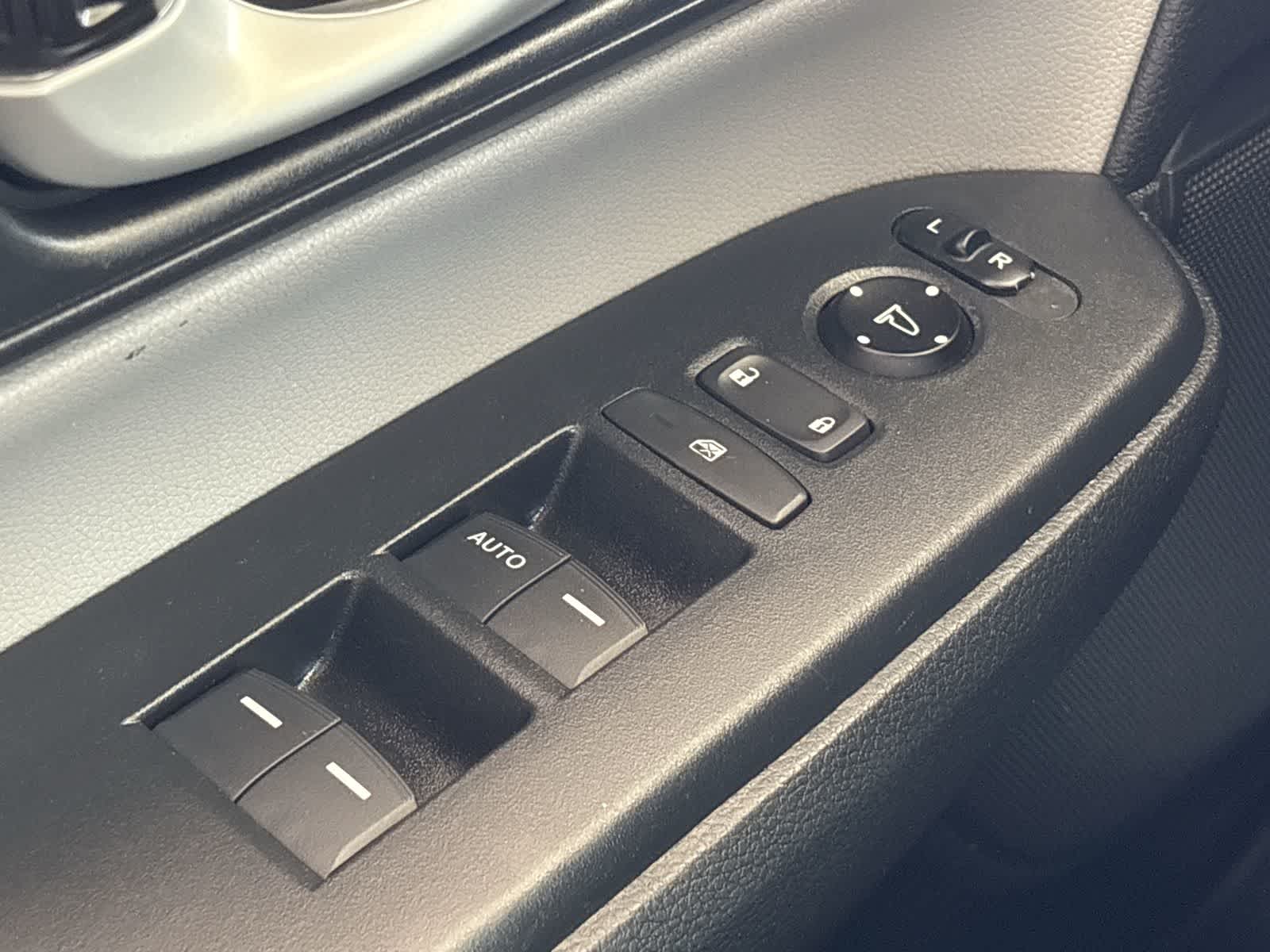 Thumbnail: 2020 Honda CR-V - 30