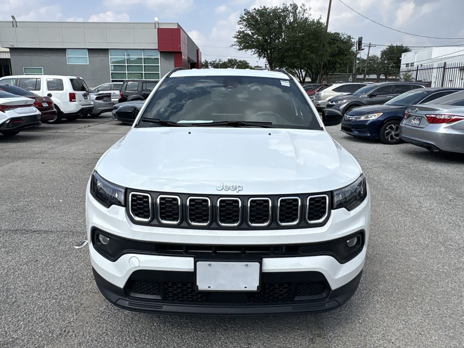 Thumbnail: 2024 Jeep Compass - 8