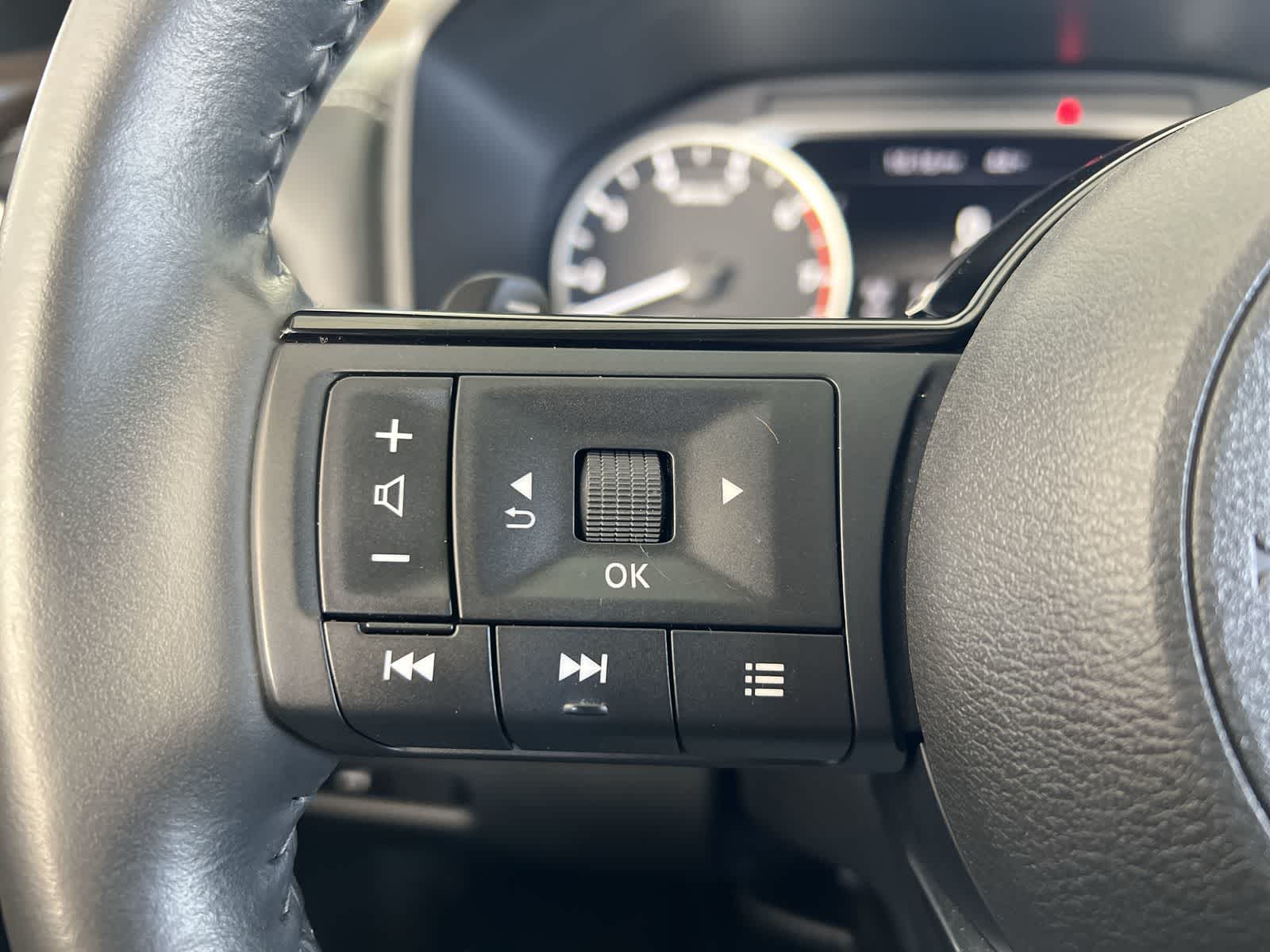 Thumbnail: 2023 Nissan Rogue - 26