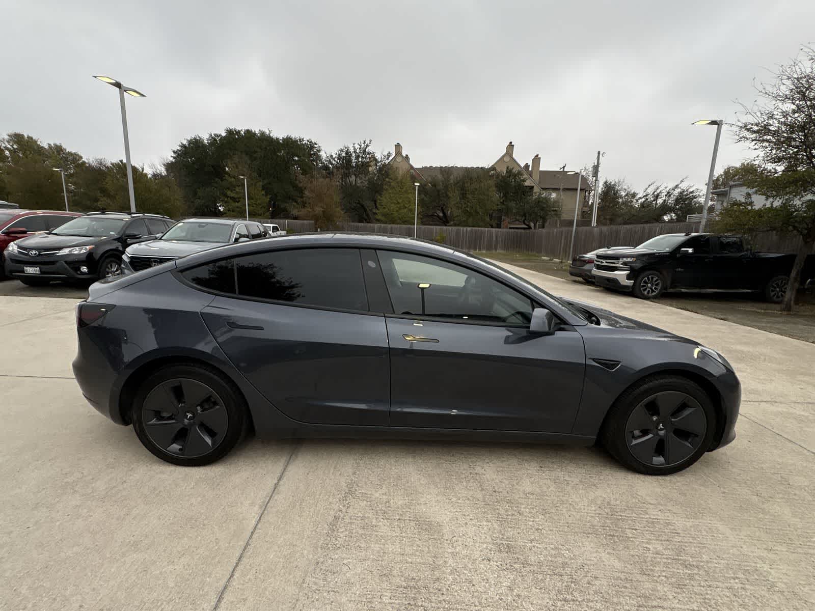 Thumbnail: 2022 Tesla Model 3 - 23