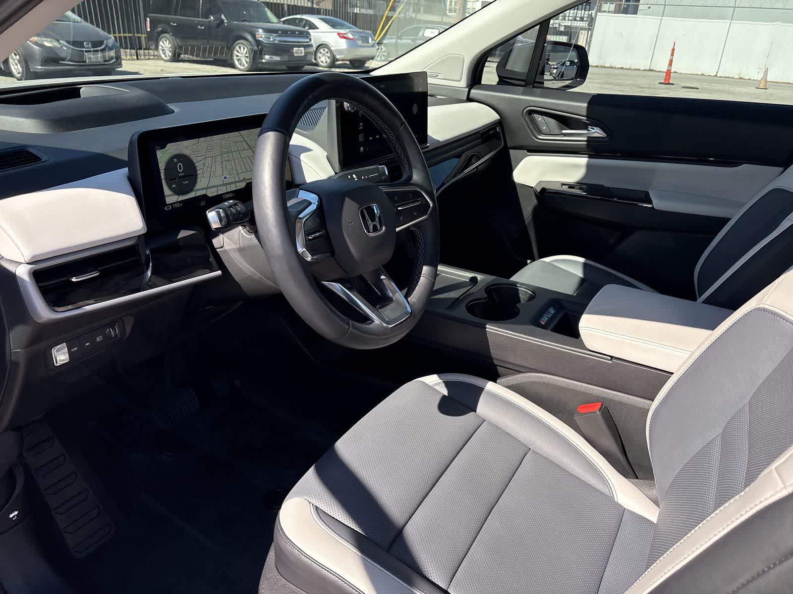 Thumbnail: 2024 Honda Prologue - 10