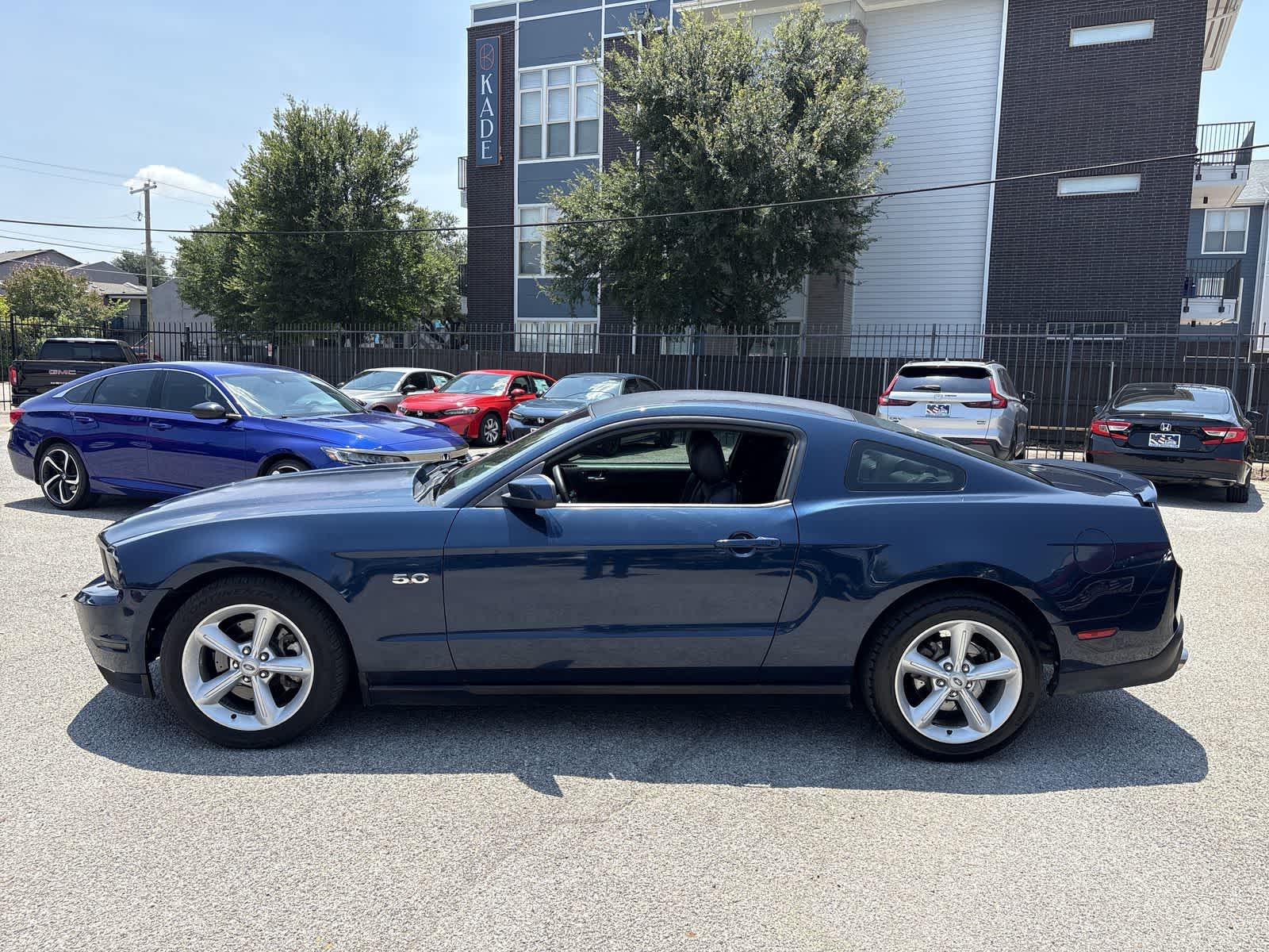 Thumbnail: 2012 Ford Mustang - 3