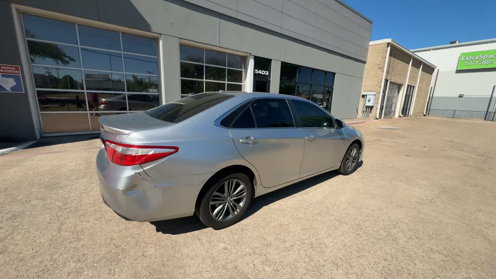 Thumbnail: 2015 Toyota Camry - 8