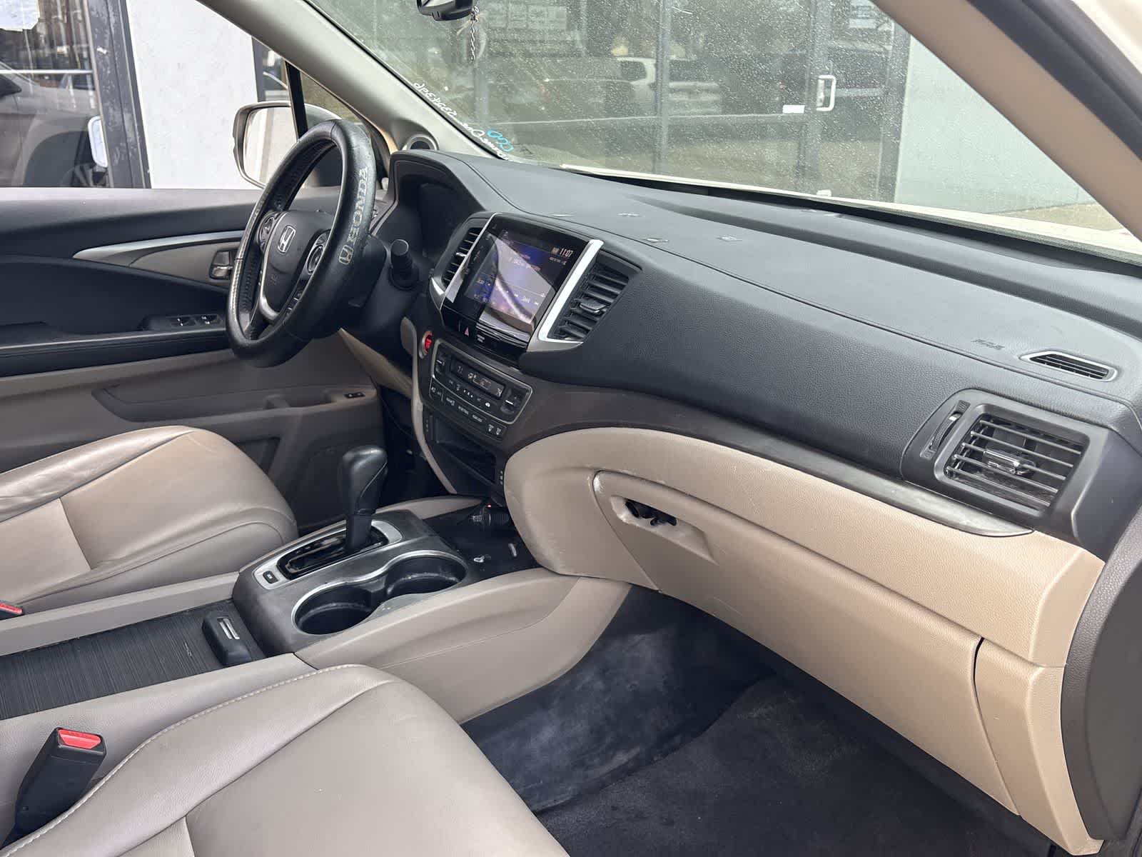 Thumbnail: 2018 Honda Pilot - 20