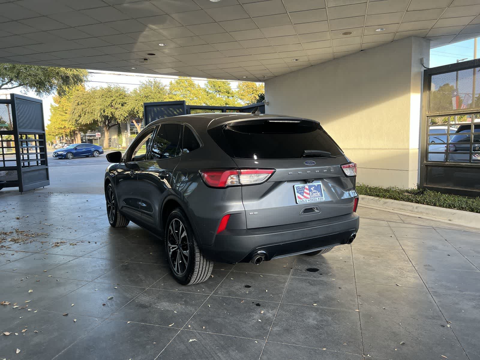 Thumbnail: 2022 Ford Escape - 4