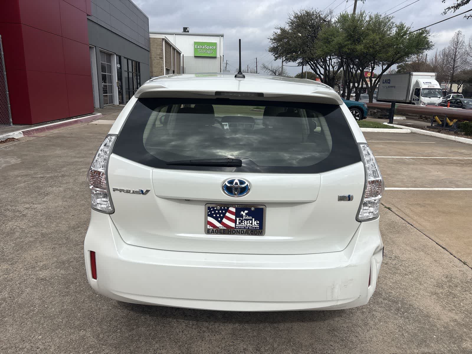 Thumbnail: 2012 Toyota Prius v - 13