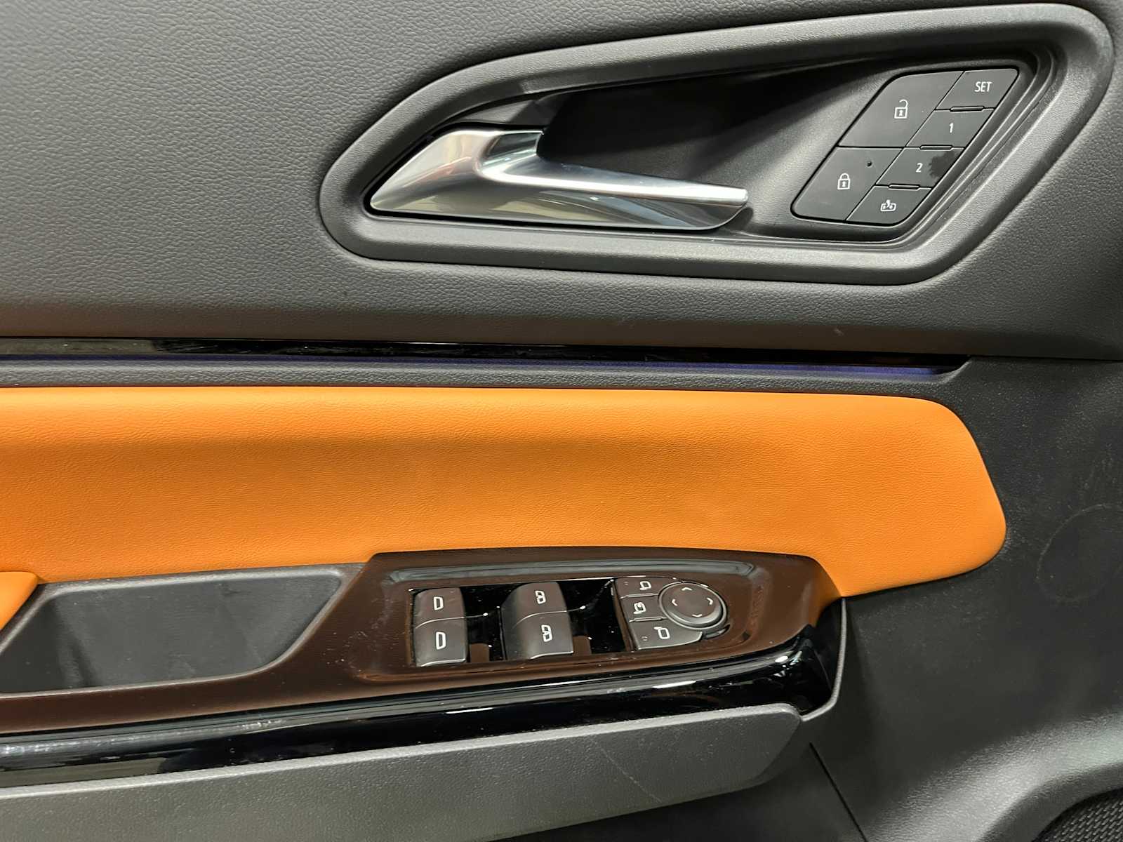 Thumbnail: 2025 Honda Prologue - 13