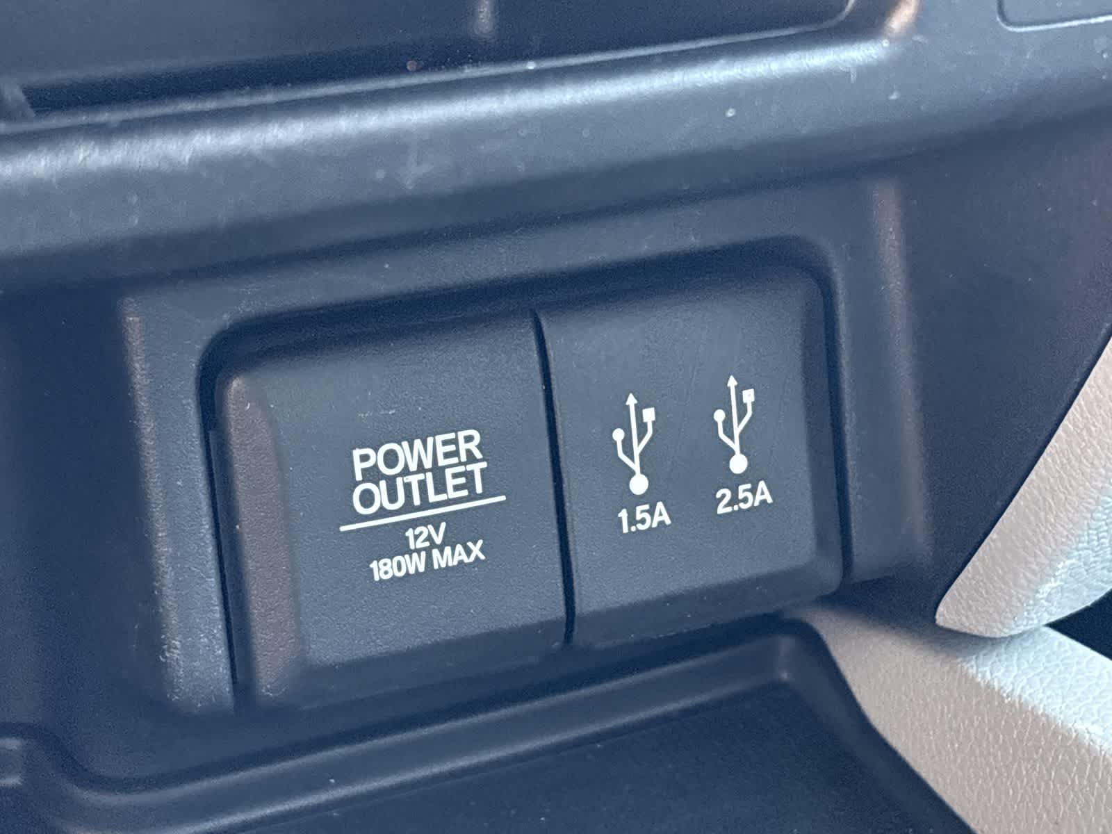 Thumbnail: 2016 Honda Pilot - 35