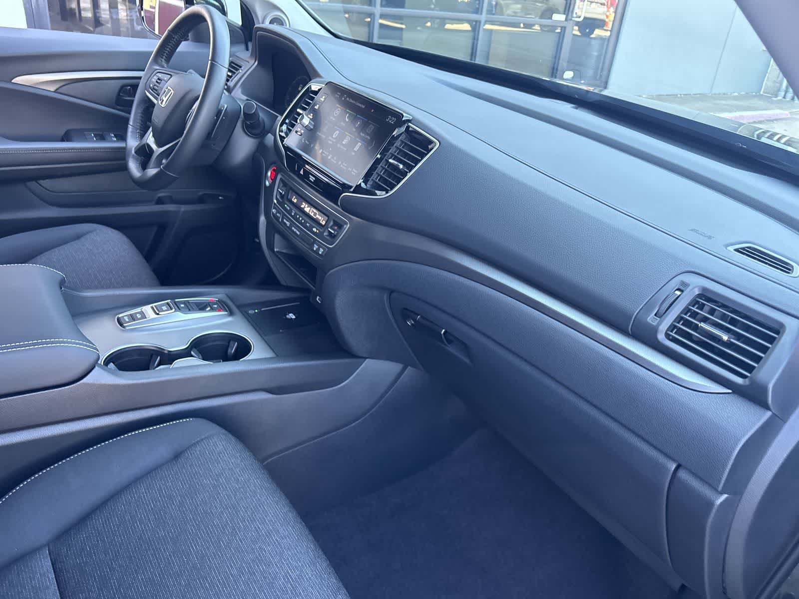 Thumbnail: 2025 Honda Ridgeline - 26