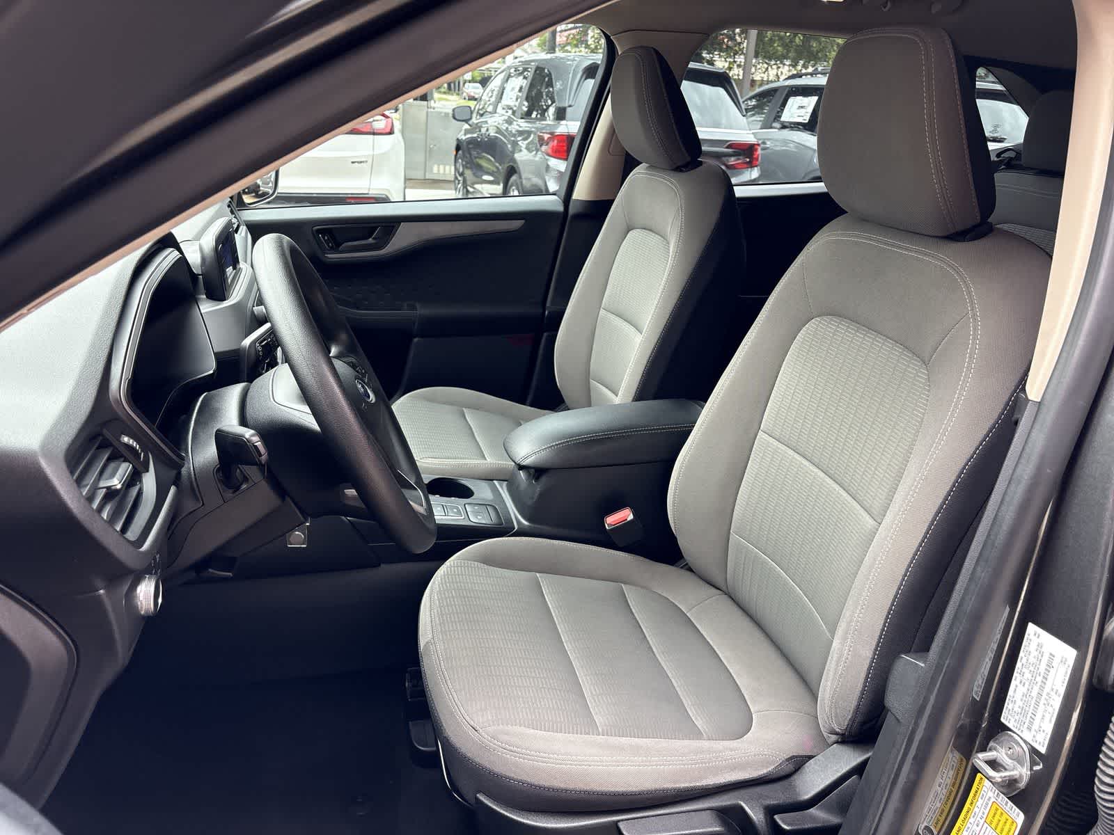 2020 Ford Escape S 10