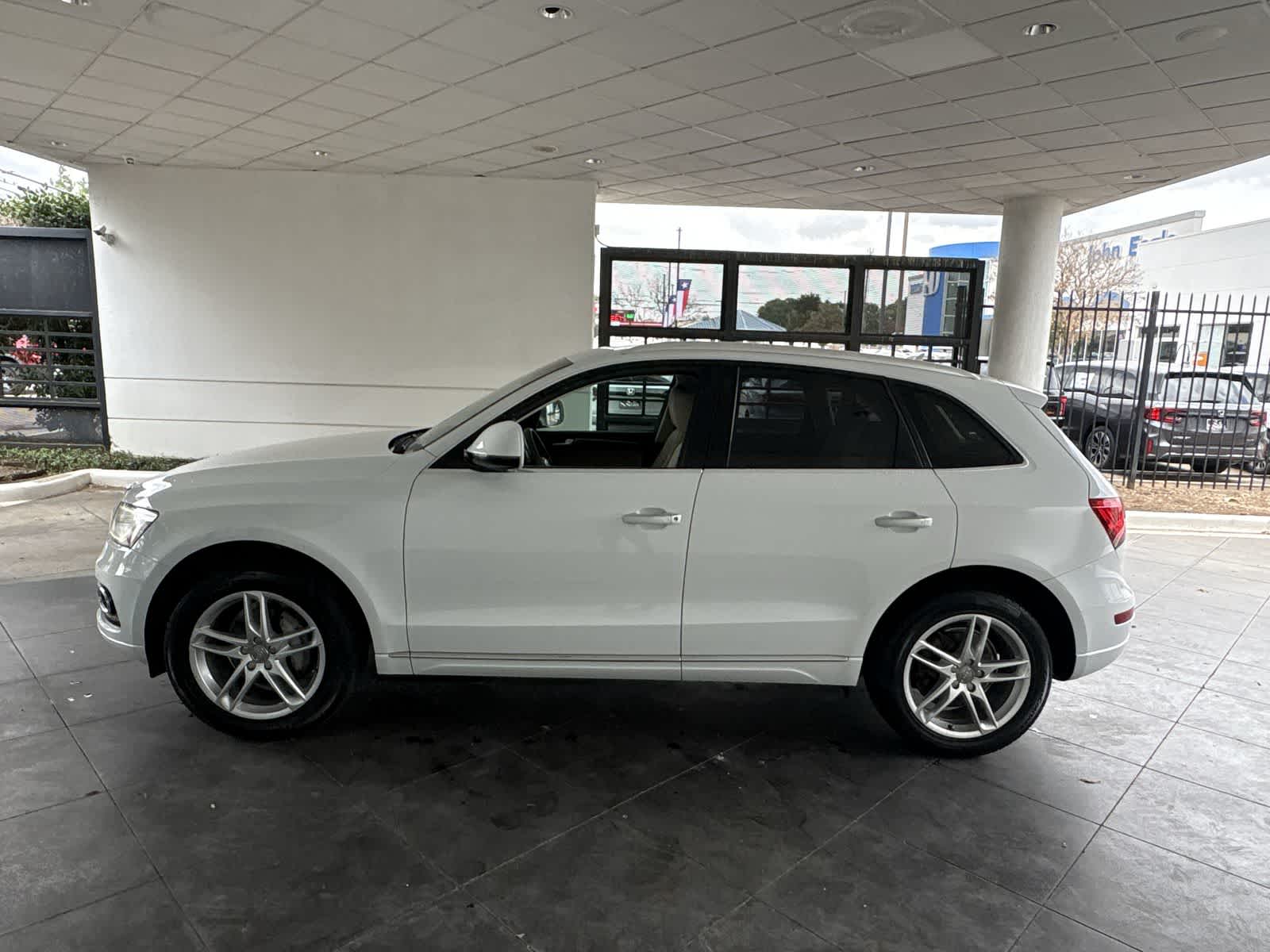 Thumbnail: 2015 Audi Q5 - 3