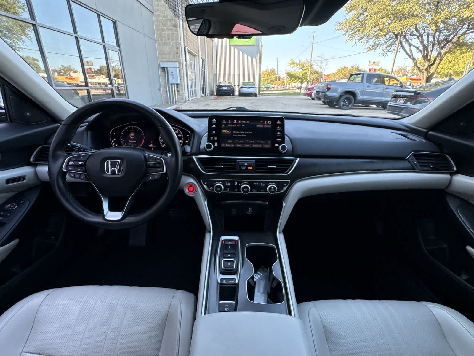 Thumbnail: 2018 Honda Accord - 9