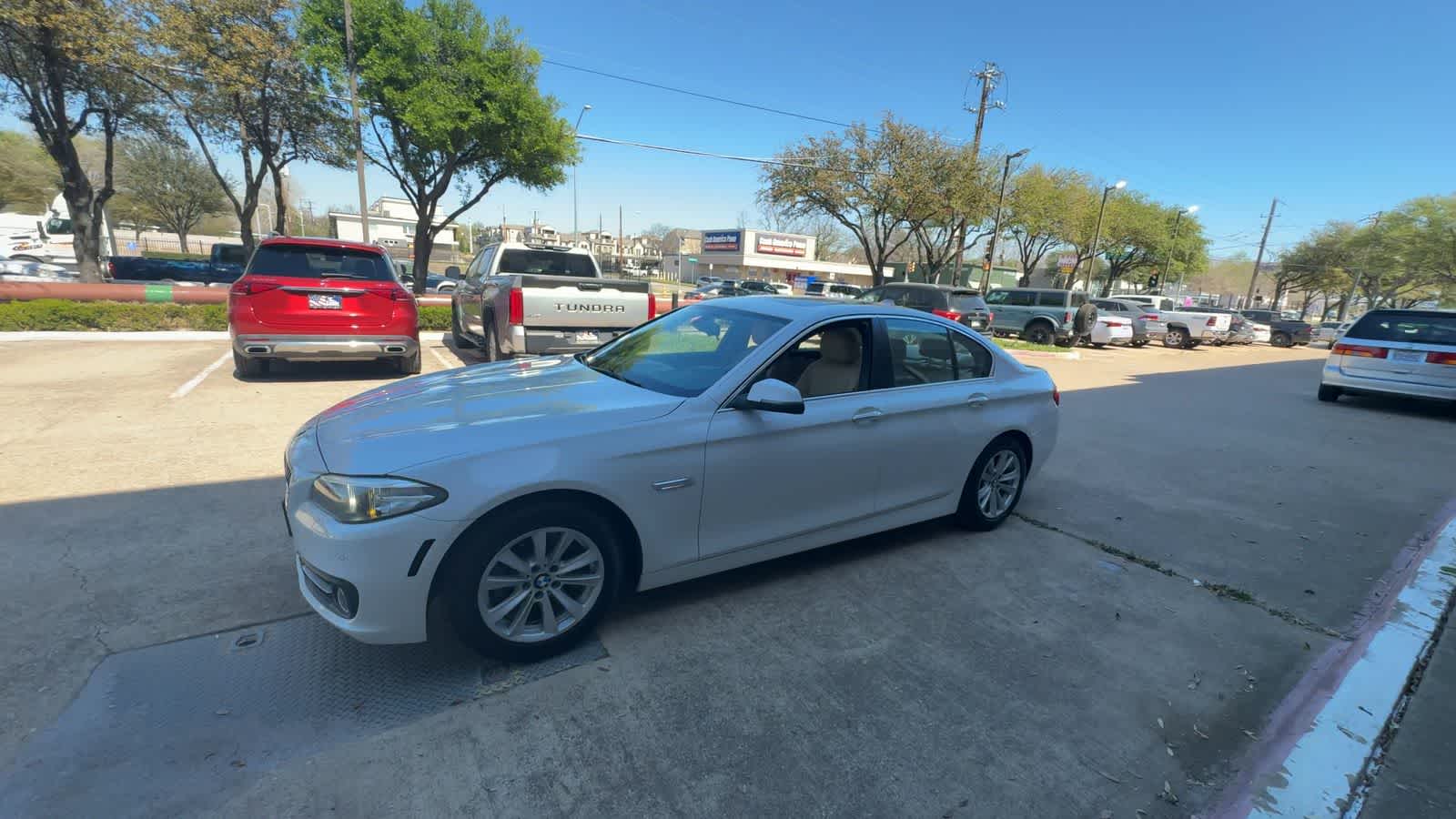 Thumbnail: 2015 BMW 5 Series - 4