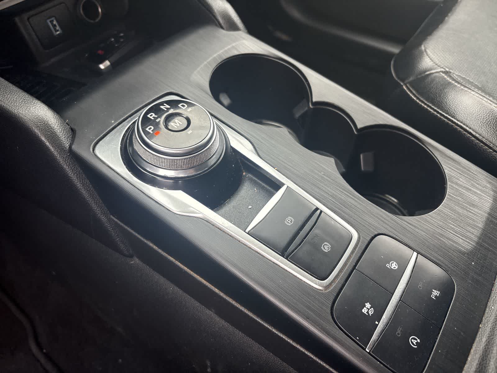 Thumbnail: 2020 Ford Escape - 21