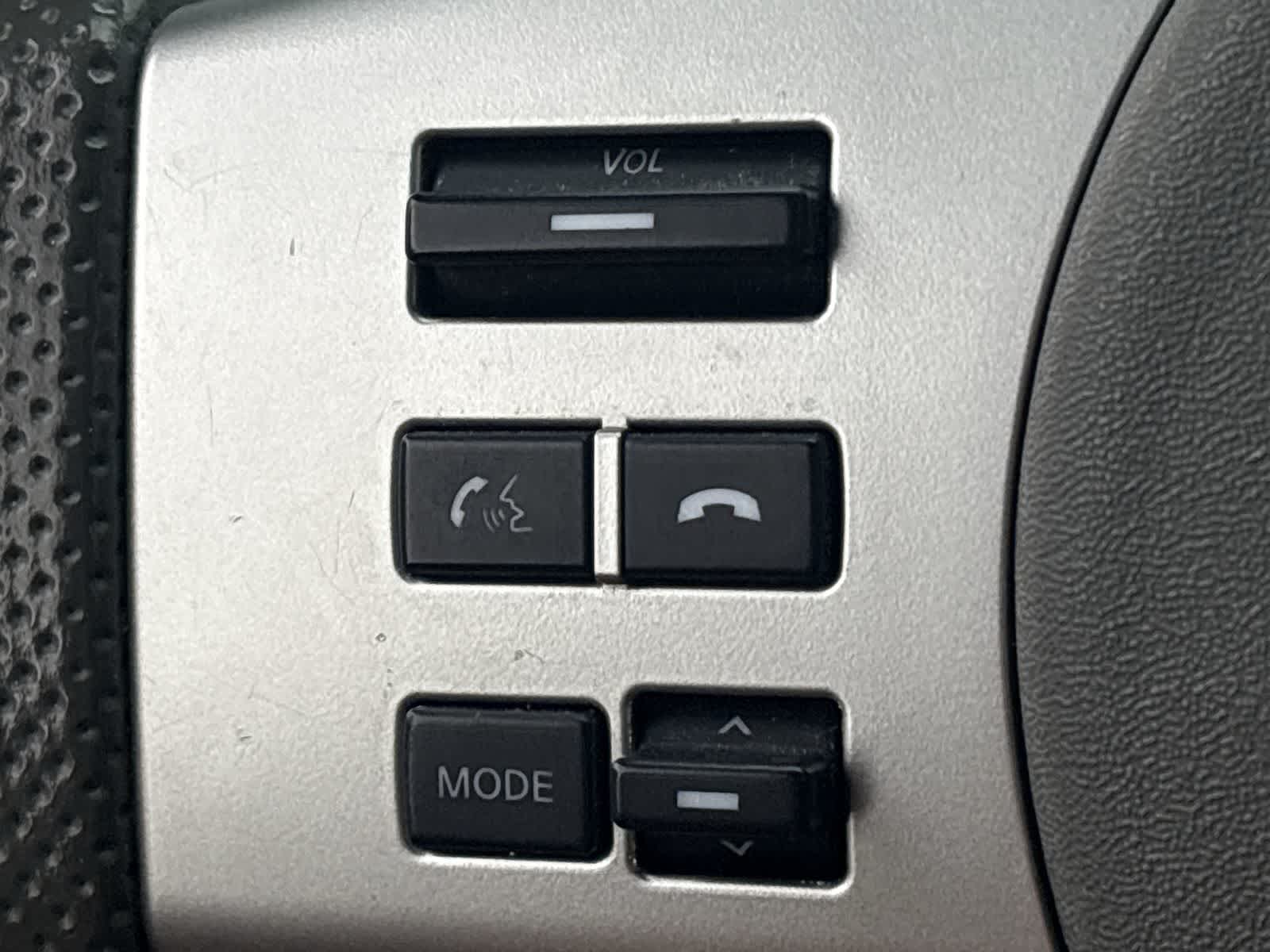 Thumbnail: 2020 Nissan Frontier - 25