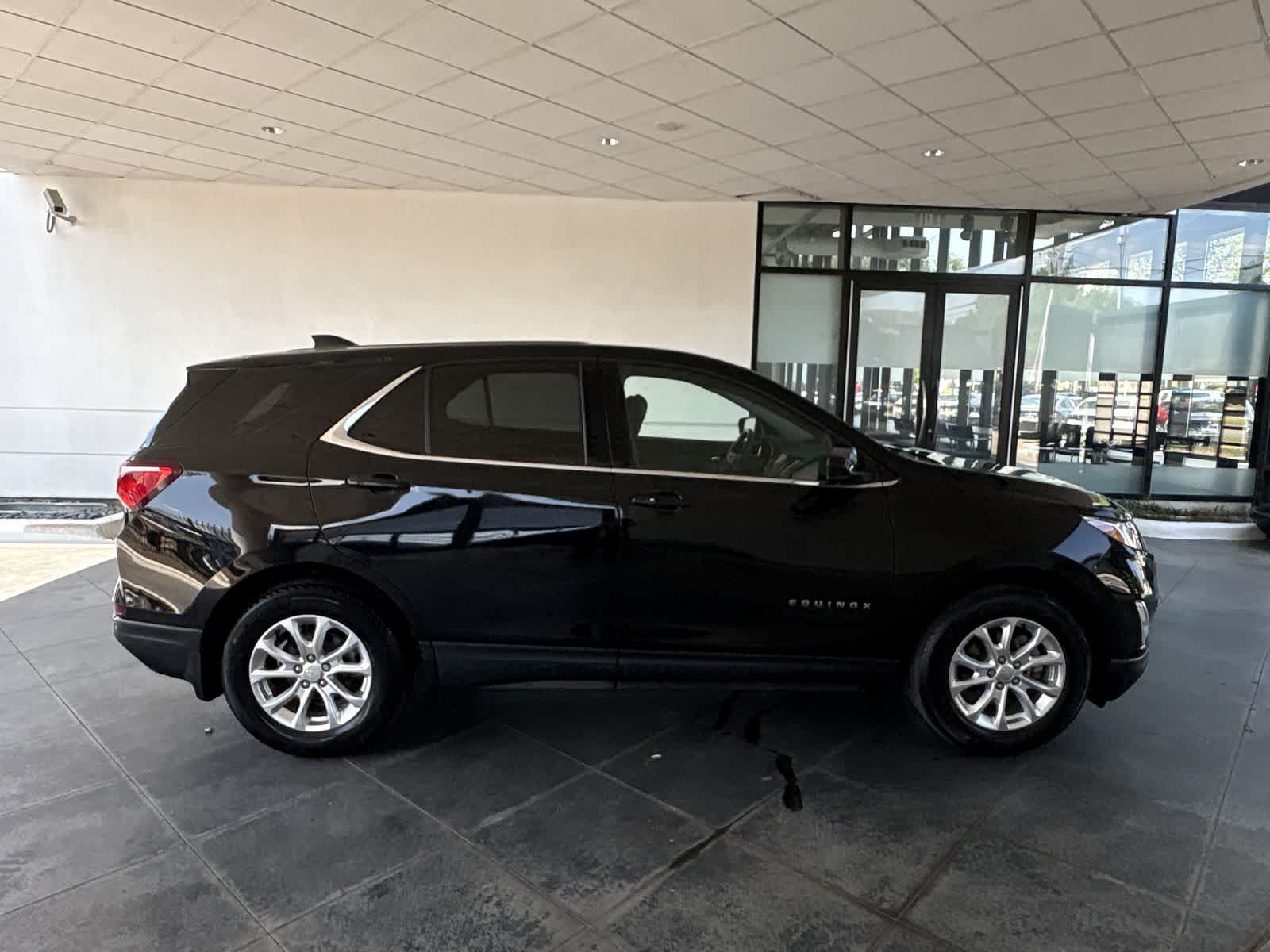Thumbnail: 2020 Chevrolet Equinox - 24