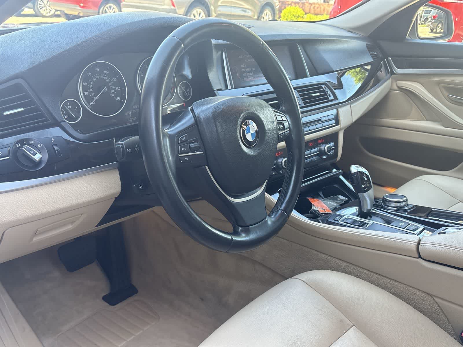 Thumbnail: 2015 BMW 5 Series - 10